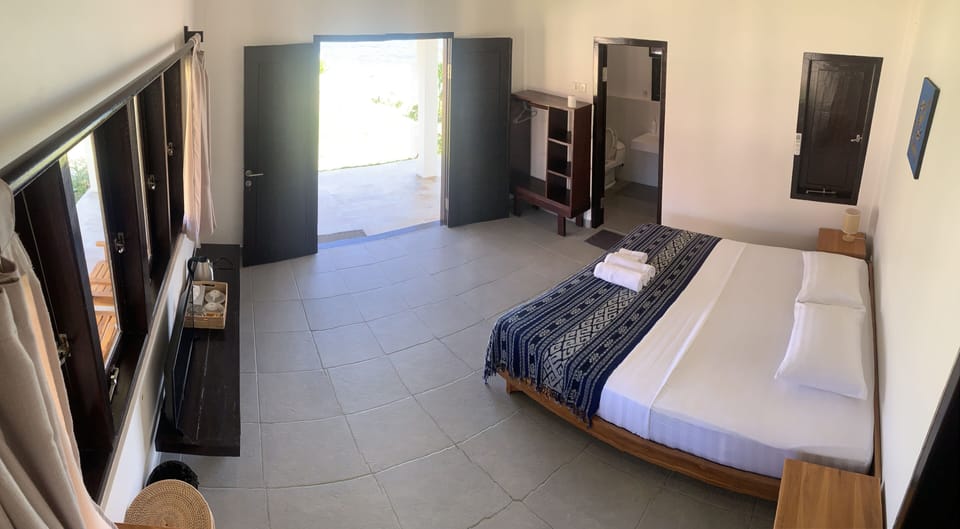 Deluxe Double Room | Desk, WiFi (free), individually decorated, bed sheets
