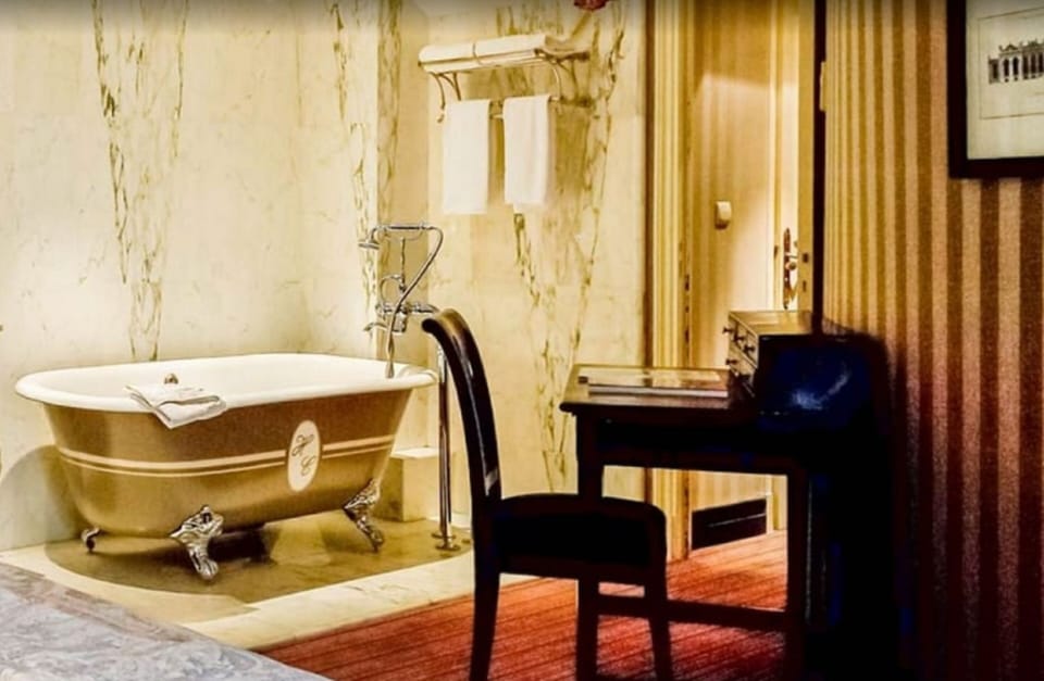 Minibar, in-room safe, desk, soundproofing