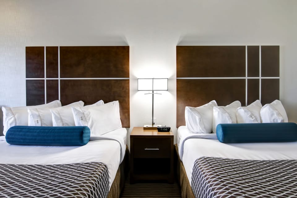 Desk, iron/ironing board, rollaway beds (surcharge), WiFi (free)
