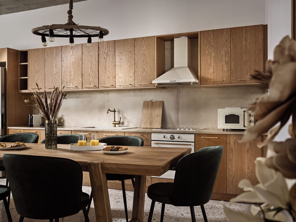 An aspect of the amazing kitchen and dining area