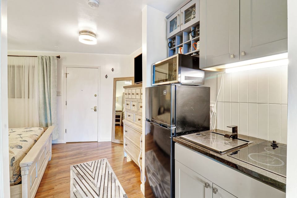 Kitchenette
