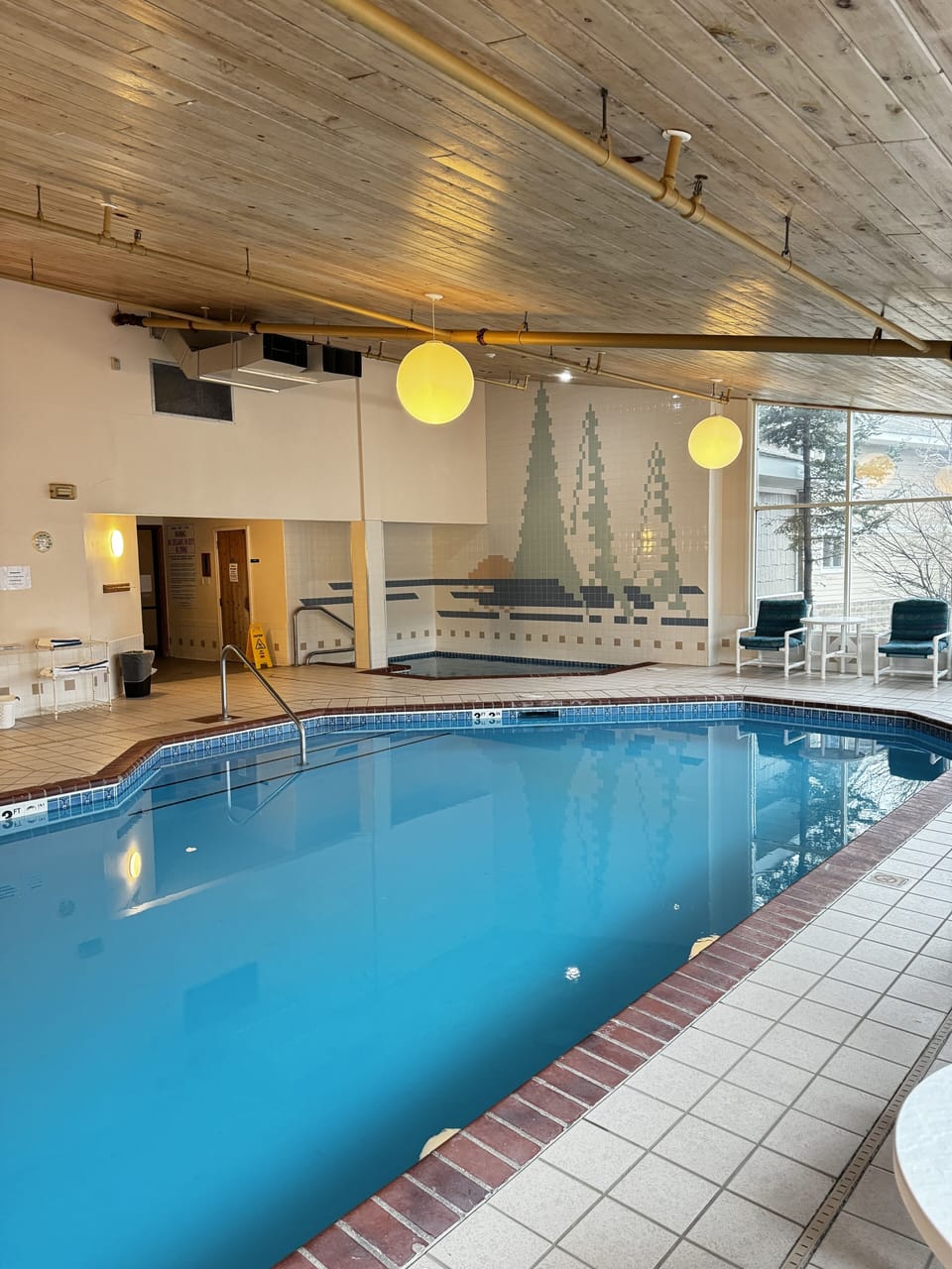 Indoor pool, open 9:00 AM to 9:00 PM, sun loungers