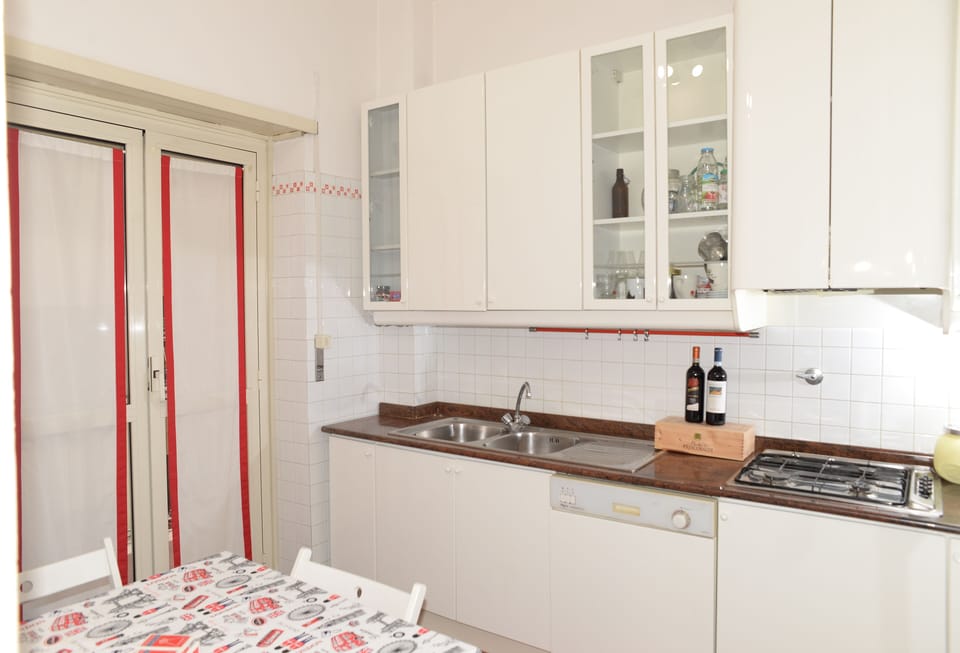Shared Dormitory, 1 Bedroom, Accessible, Smoking | Interior