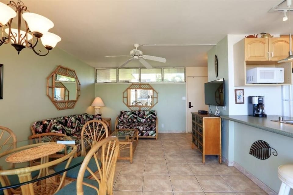 Condo, 2 Bedrooms | Interior