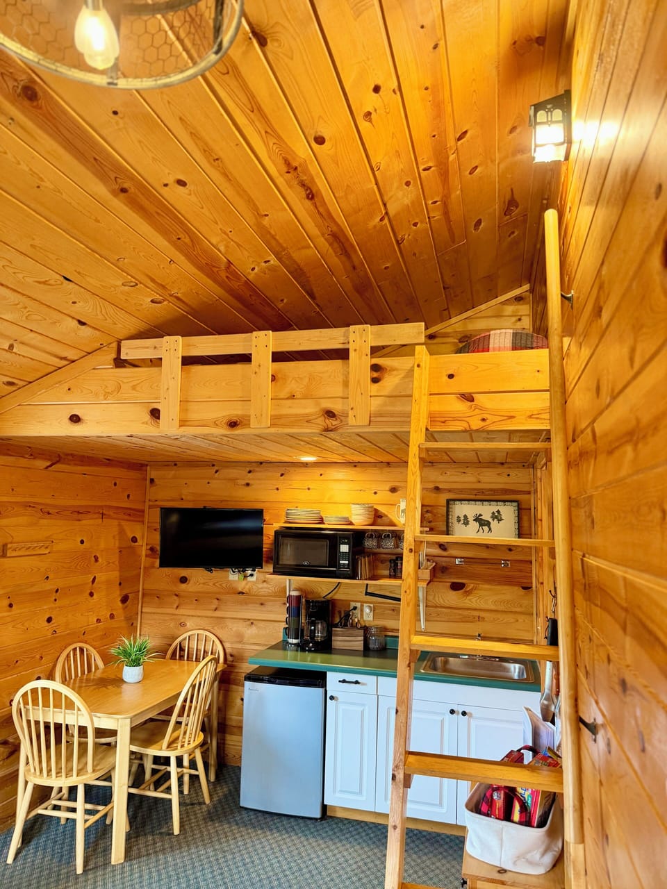 Traditional Cabin, 1 Bedroom, Kitchenette | Extra beds