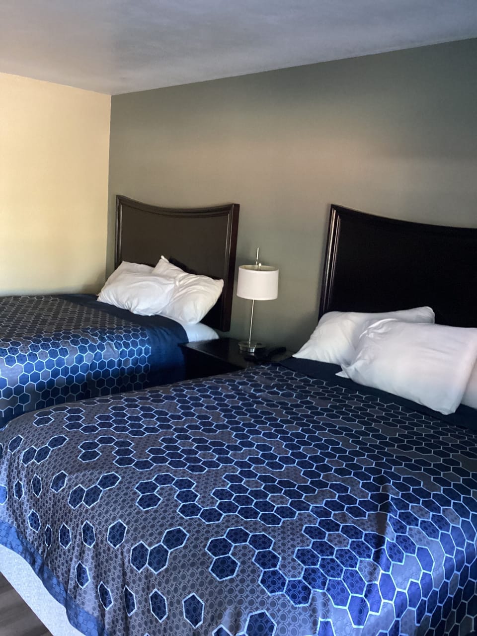 Family Room, 2 Queen Beds | Desk, free WiFi