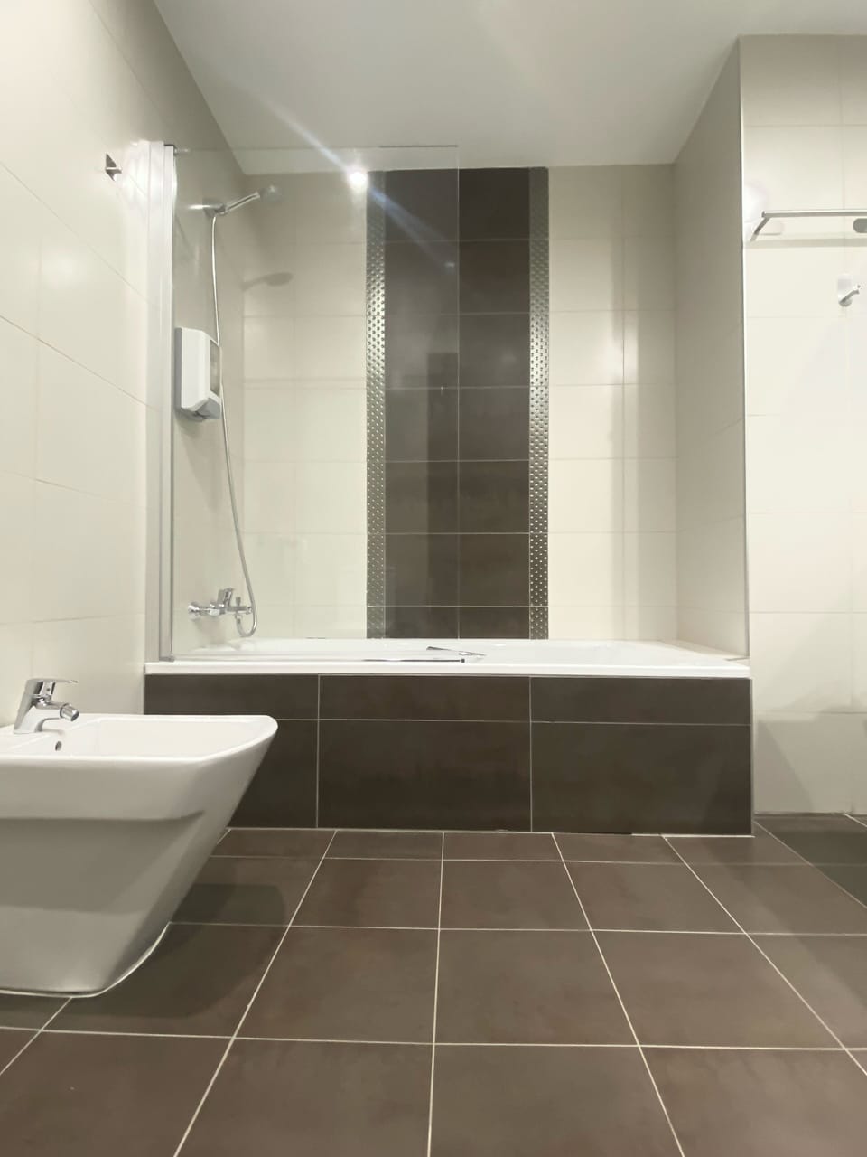 Comfort Double Room Single Use | Minibar, in-room safe, individually decorated, individually furnished