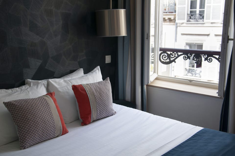 Classic Double Room | In-room safe, individually furnished, desk, blackout drapes