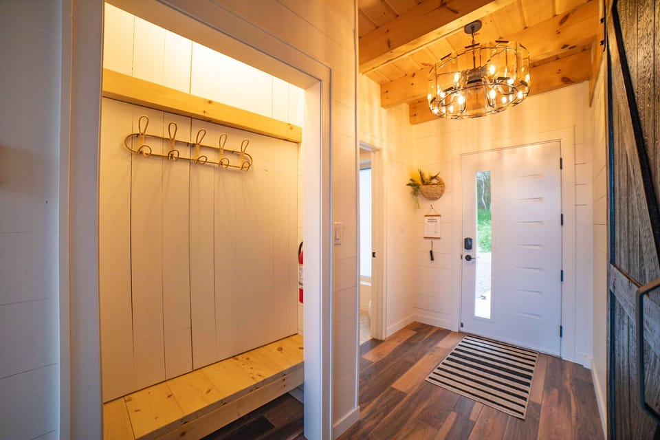 Entrance Closet