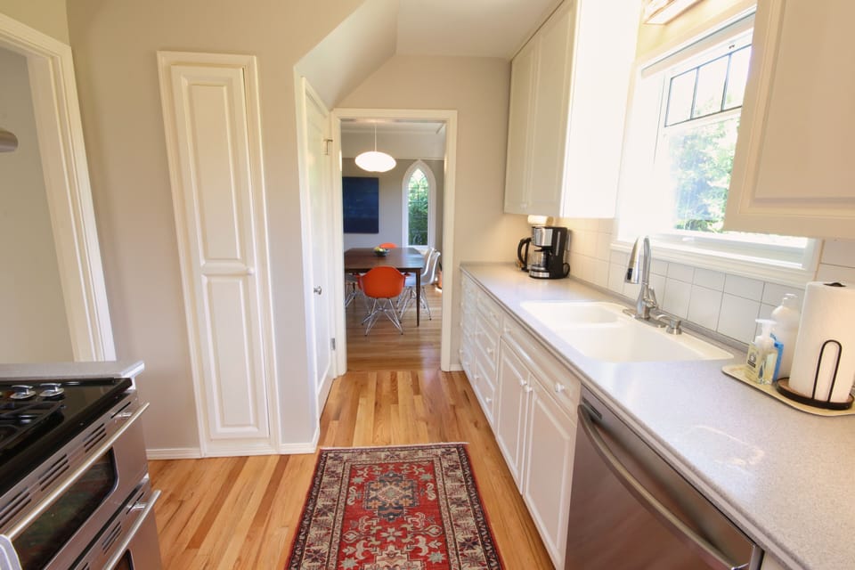 Kitchen (main)