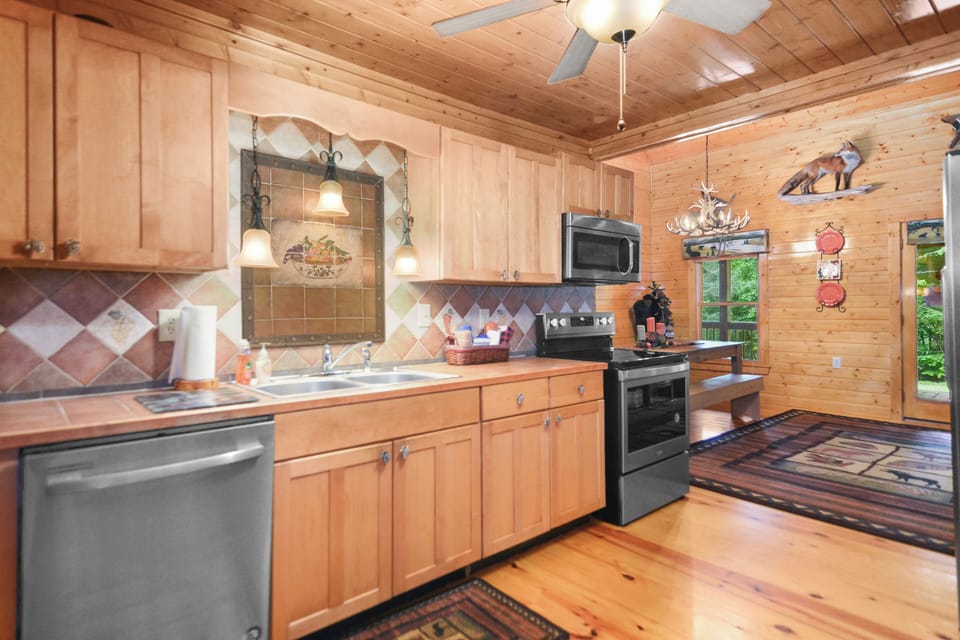 Kitchen with everything you need for a family meal 