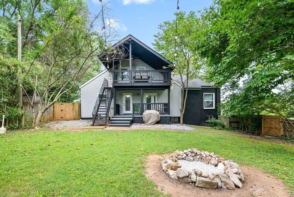 Exterior - Backyard (Shared)