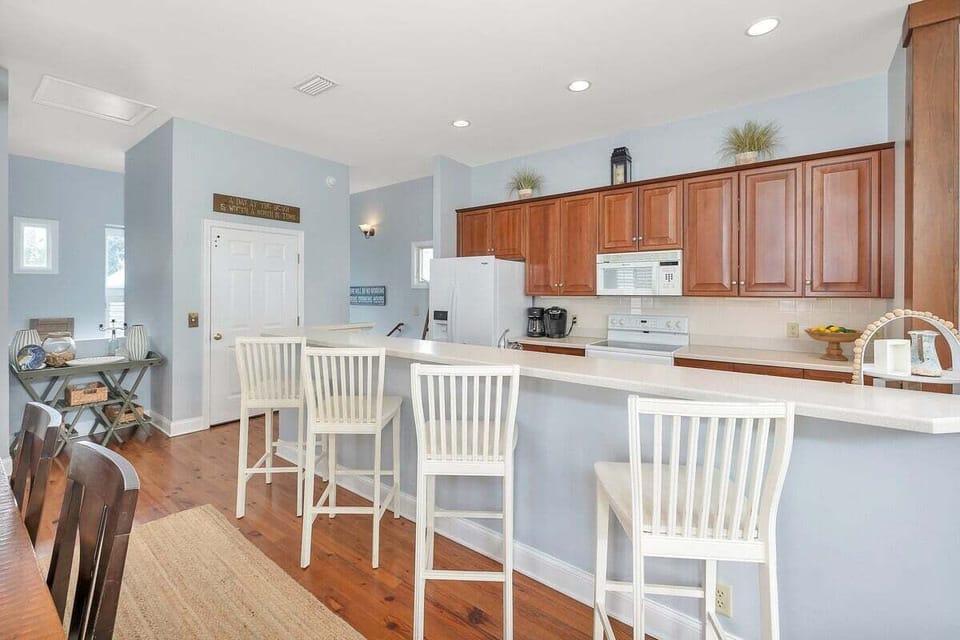 Open concept kitchen with island seating