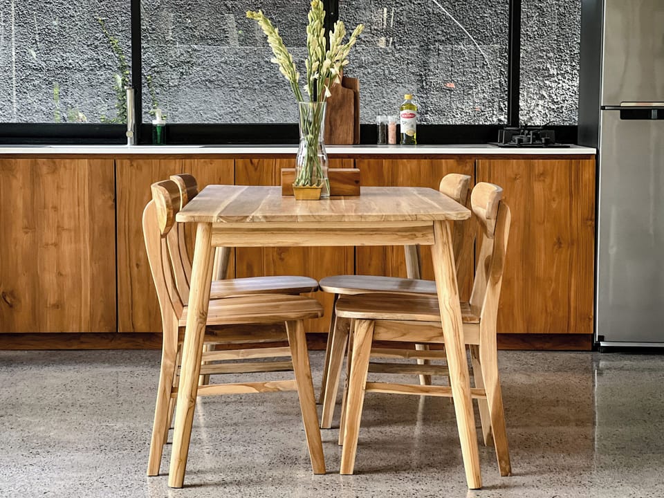 Villa, 2 Bedrooms | Dining room