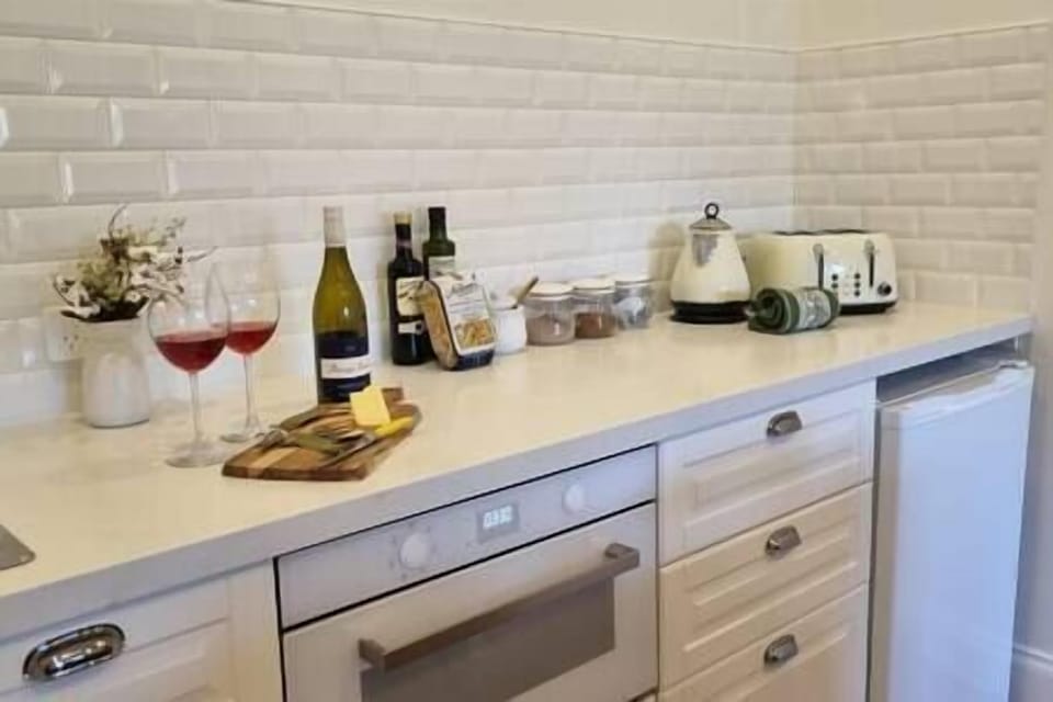 The Kitchen (1)