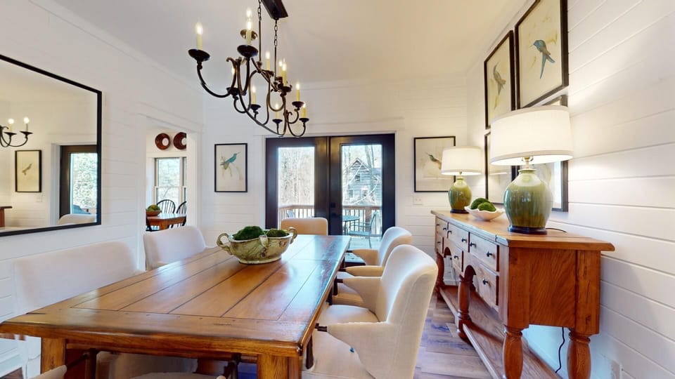 Dining Area Main Level
