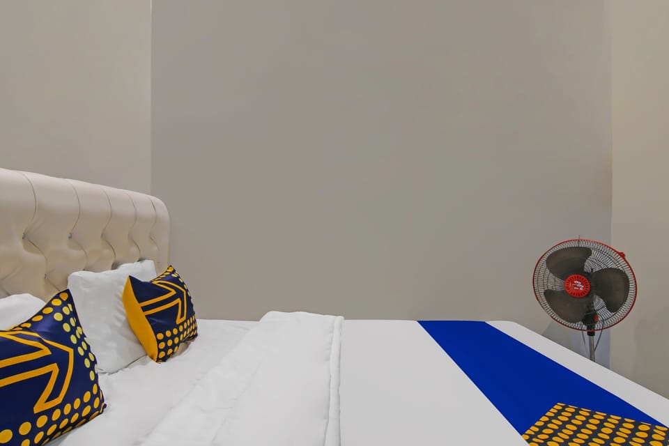 Double Room | Free WiFi, bed sheets