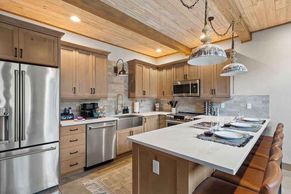 with state of the art appliances, 