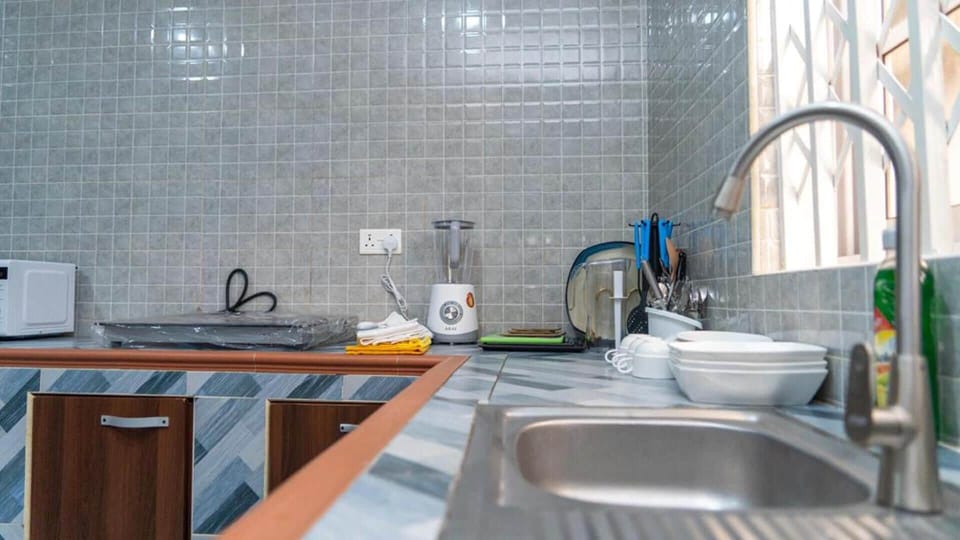 Apartment | Private kitchen | Fridge, microwave, oven, stovetop