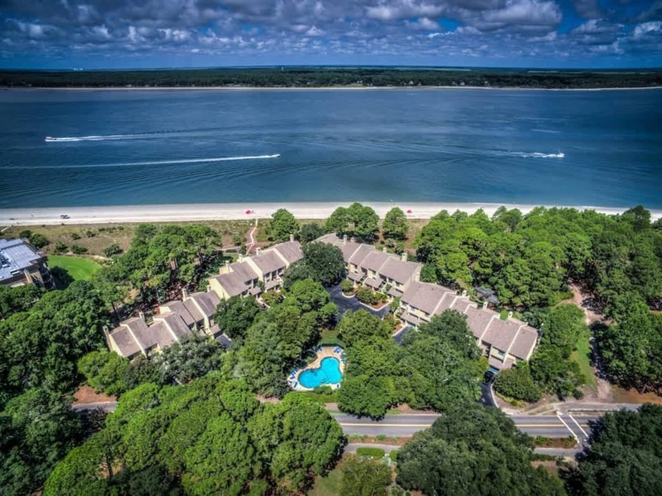 Sound Villa Aireal View Along Calibogue Sound