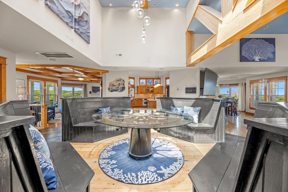 SH71: Savannah Dawn | Top Level Sitting Area