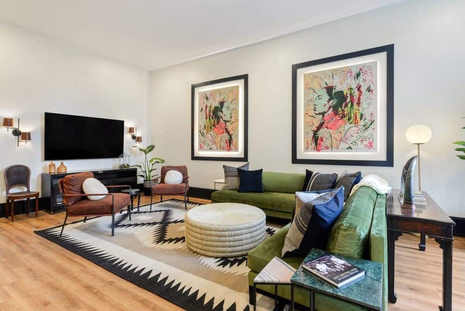 Living Room | XL Flat Screen TV | Single-Level Layout | Central Common Area