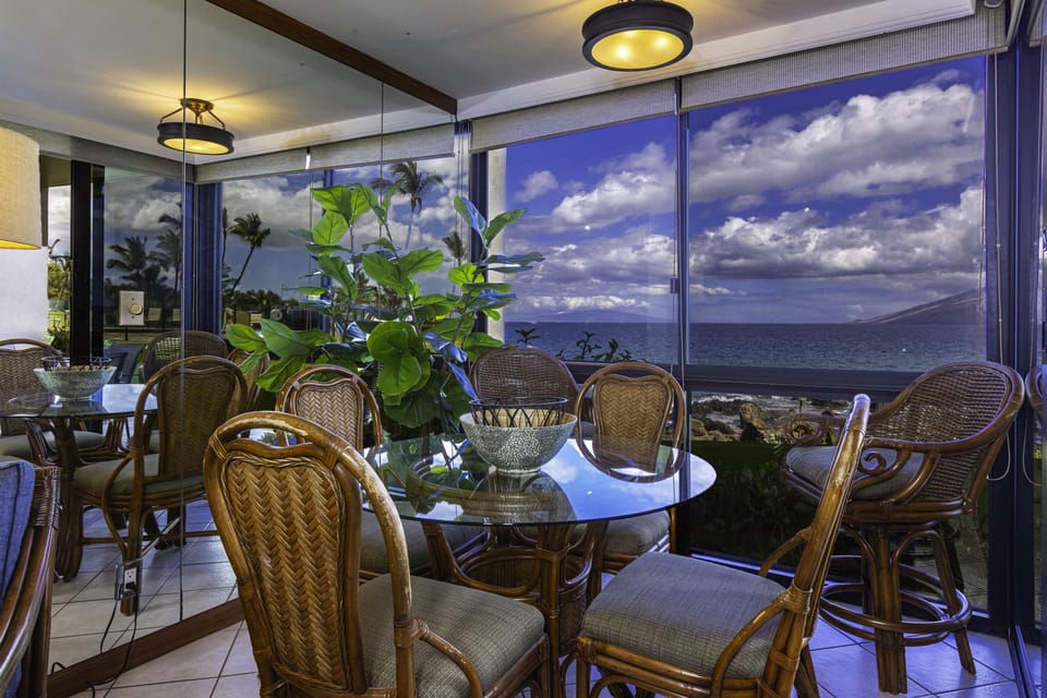 Condo, 1 Bedroom | Dining