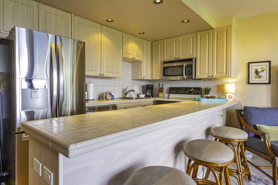 Condo, 1 Bedroom | Private kitchen | Coffee/tea maker, fridge, oven, toaster