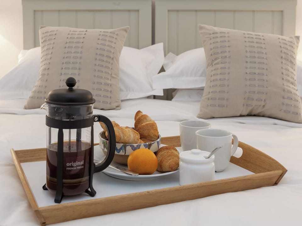 Stylish second double bedroom | The Dairy - Beauworth Cottages, Beauworth, near Alresford