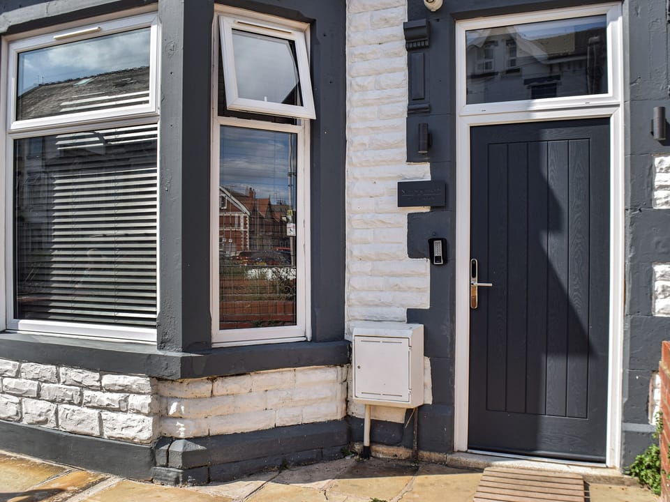 Exterior | No.10 Apartments, Blackpool