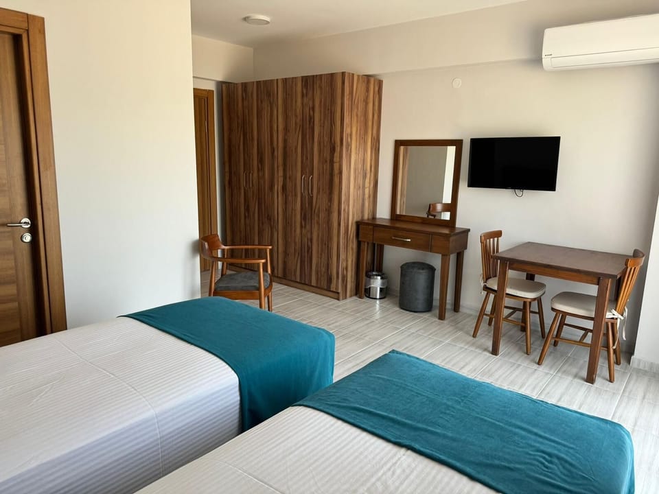 Economy Twin Room