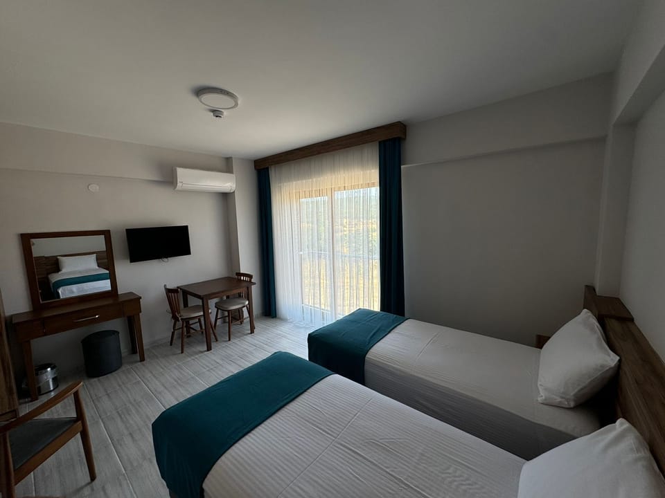 Economy Twin Room