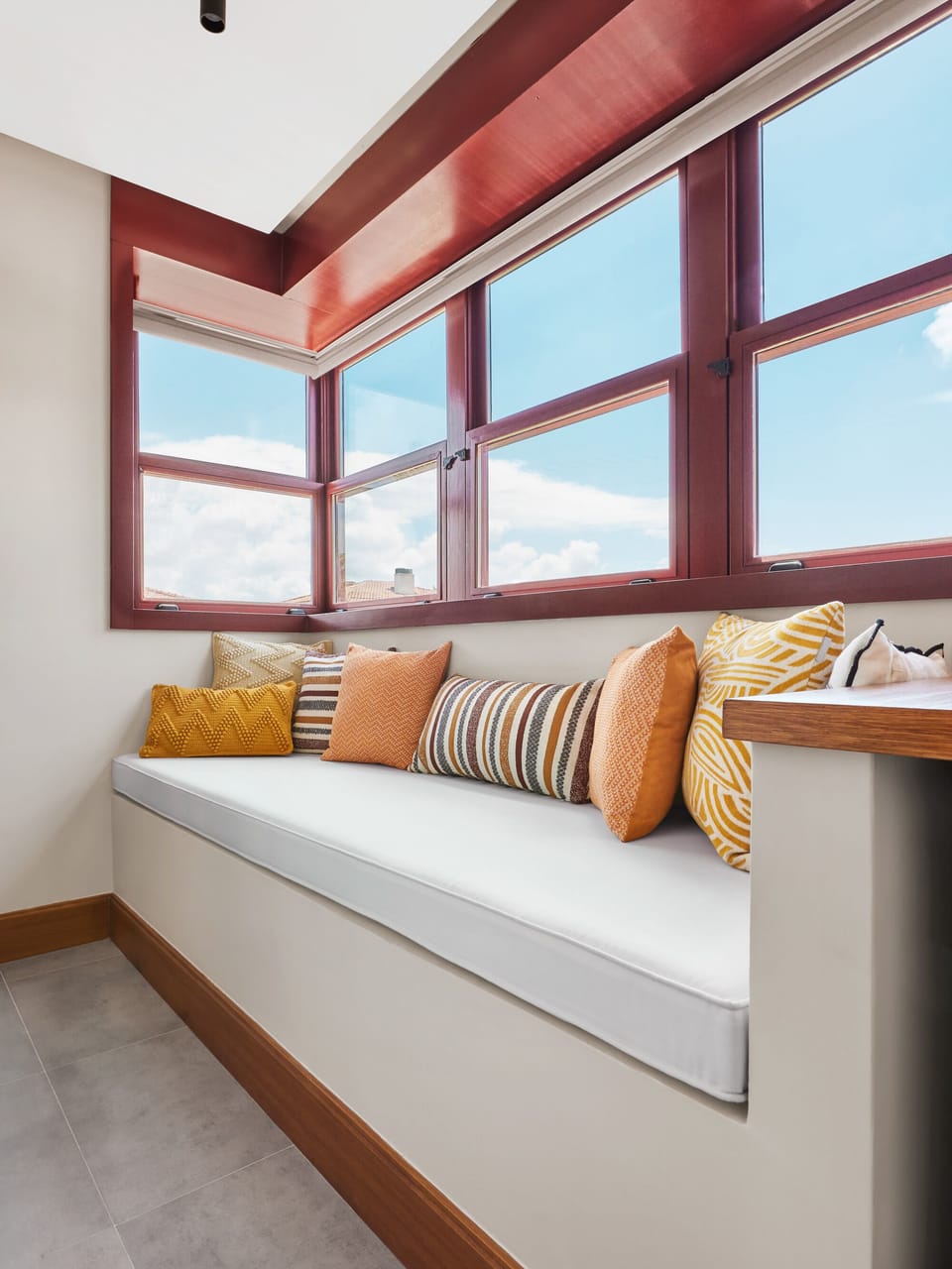 Deluxe Room, 1 Queen Bed, City View | 1 bedroom, premium bedding, minibar, in-room safe