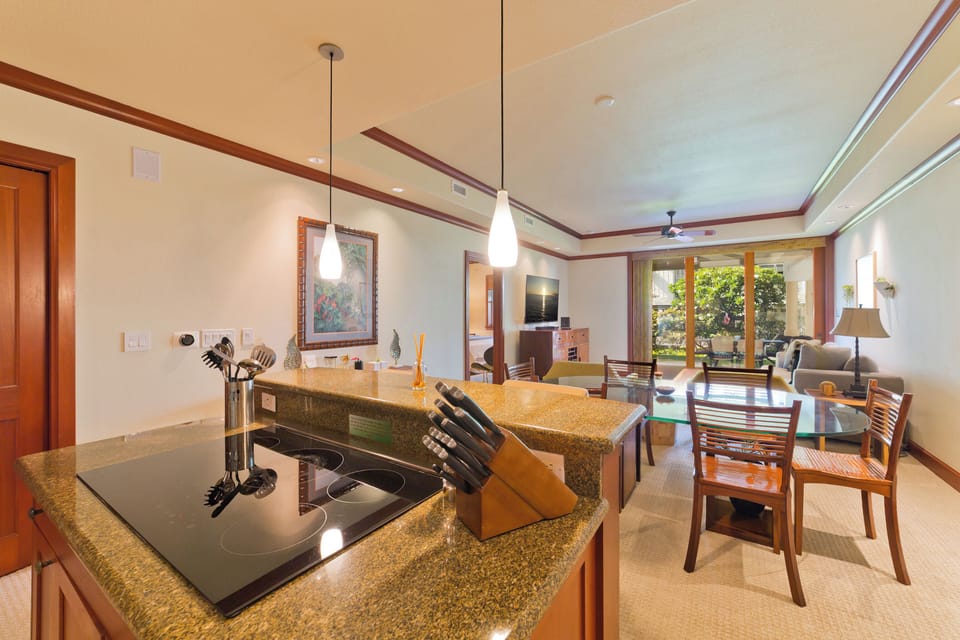 Condo | Private kitchen | Full-size fridge, microwave, oven, stovetop