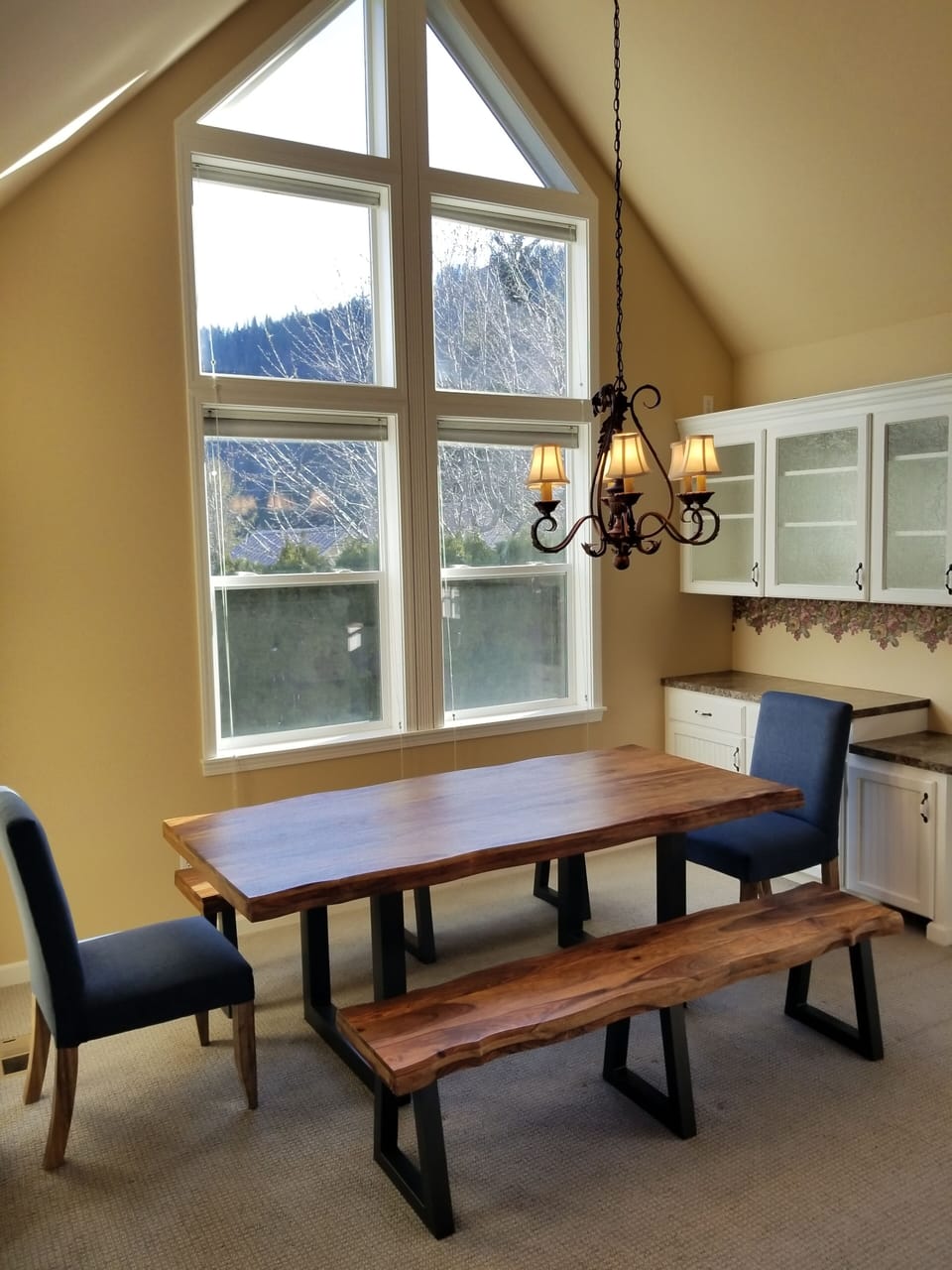 Beautiful Solid Wood Dining Table easy can sit up to 8 people.