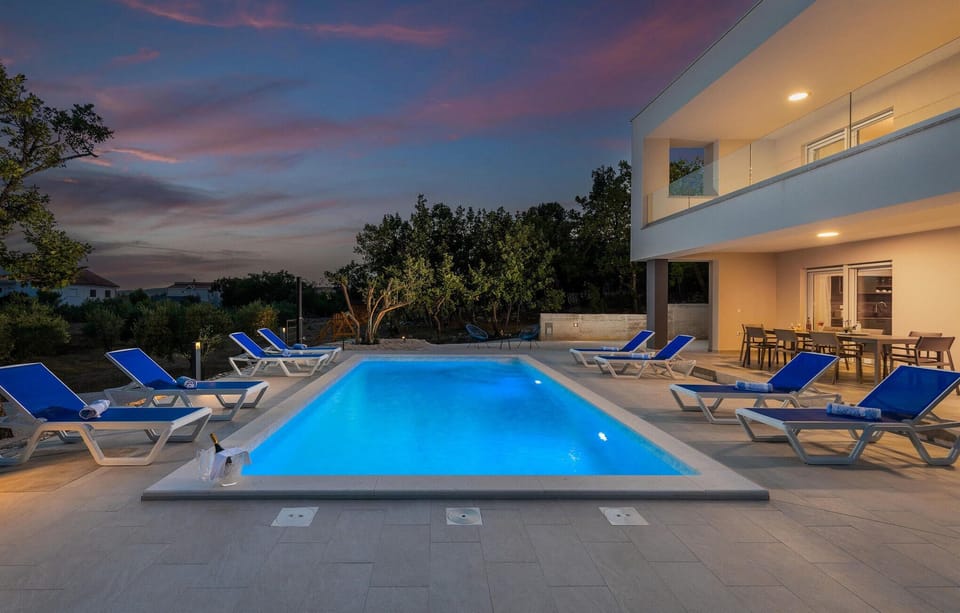 pool