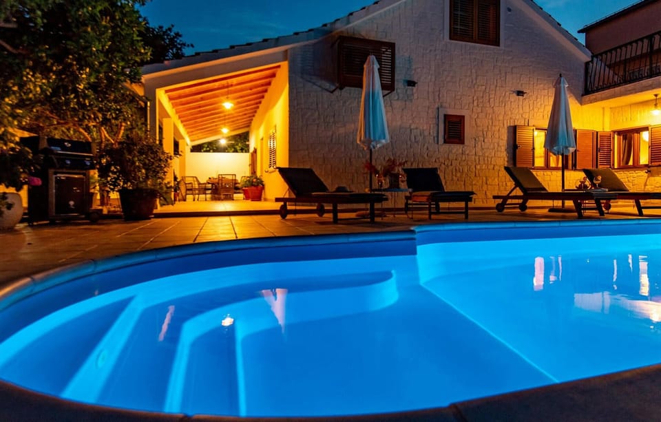 pool