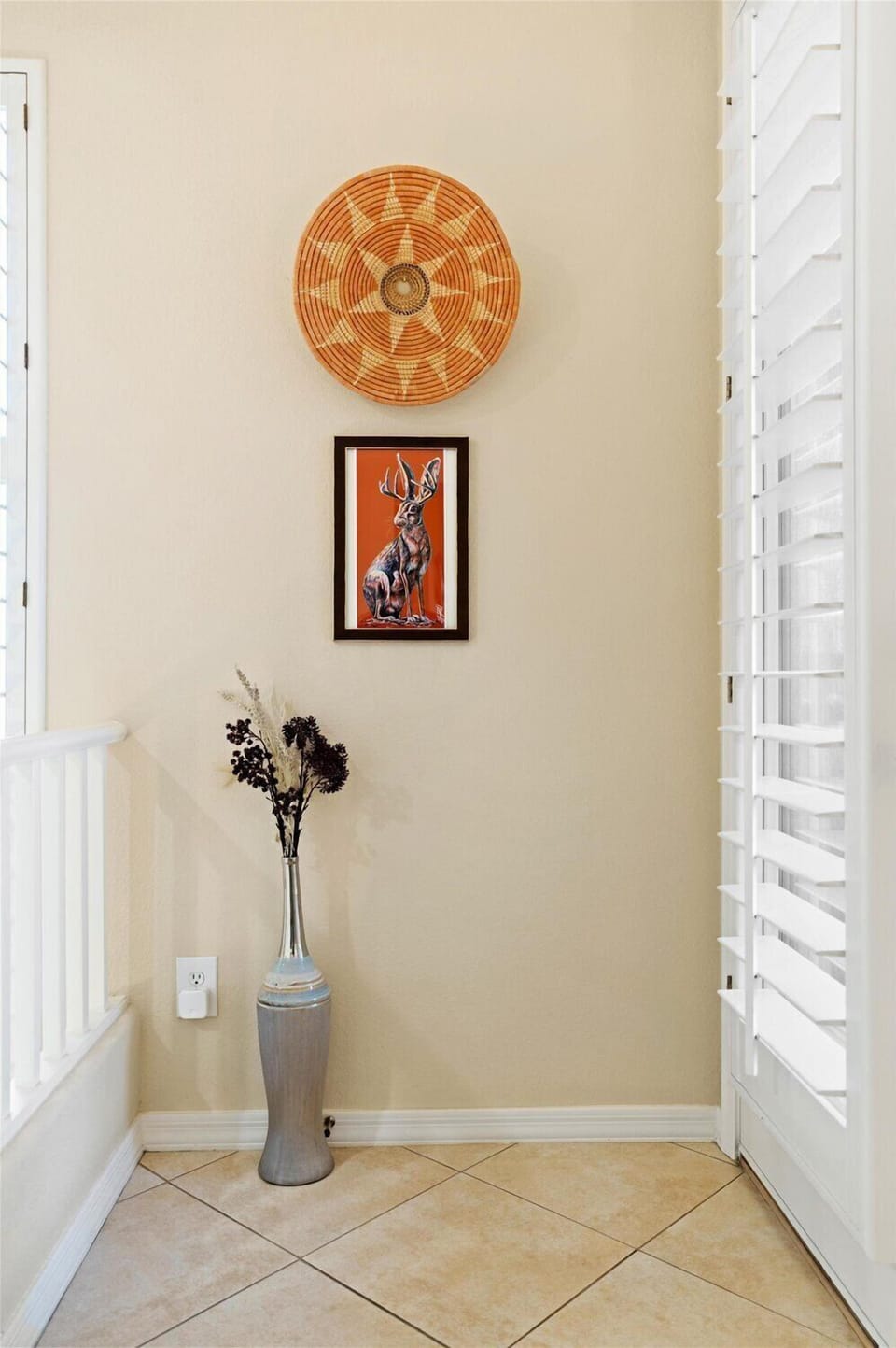 door to go to outdoor patio