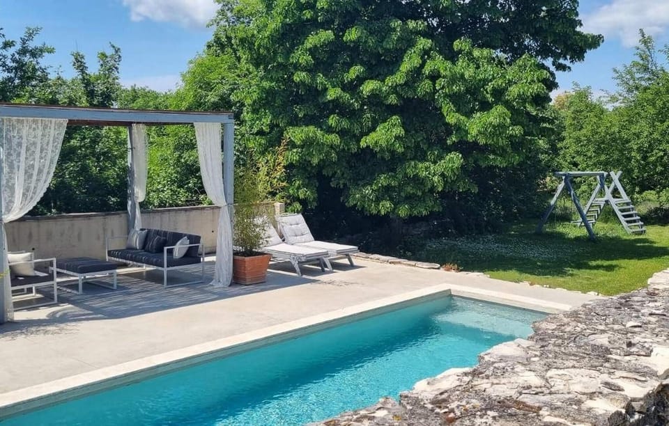 pool