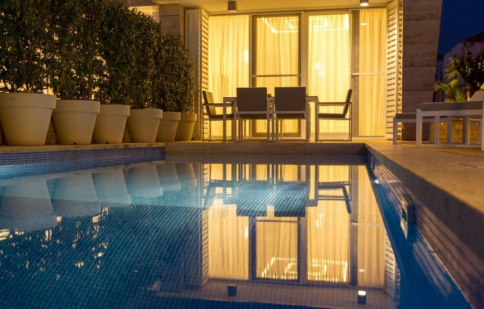 pool