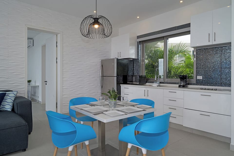 10BR Luxury Villa, Fully Staffed and w/ Chef-STSHA (1697)