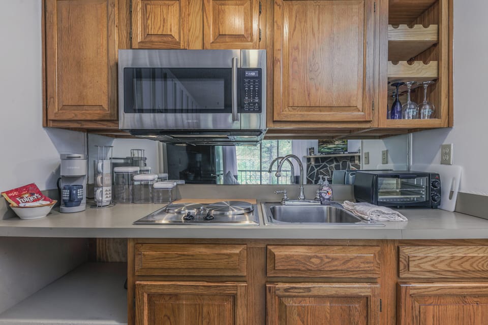 Condo (1 Bedroom) | Property amenity