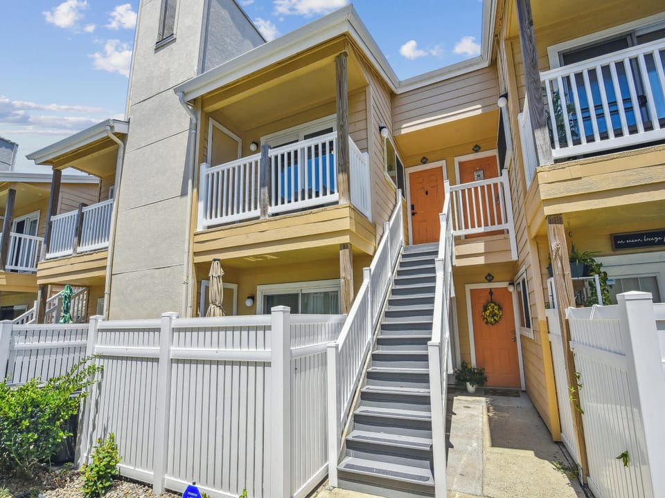Condo (1 Bedroom) | Property amenity
