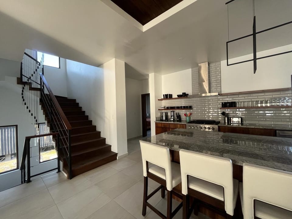 Island Breeze Villa - 5 Bedroom Private Island Villa w/ Pool (3604)