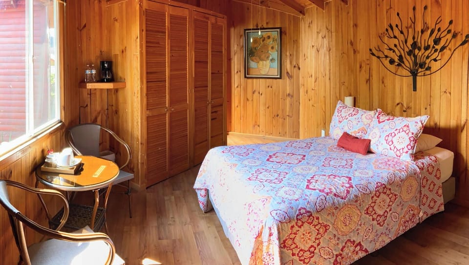 Comfort Cabin | Garden view