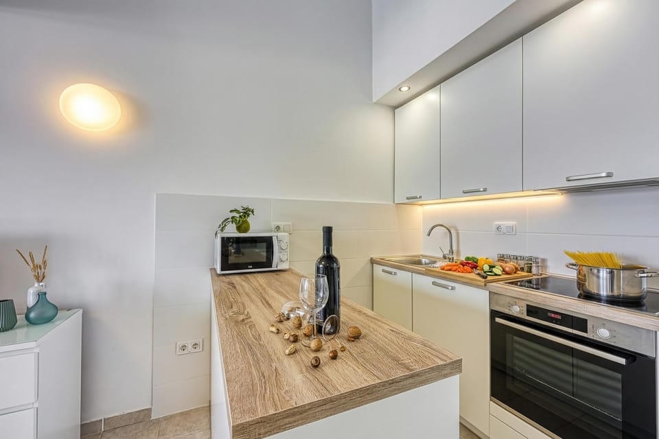 Kitchenette