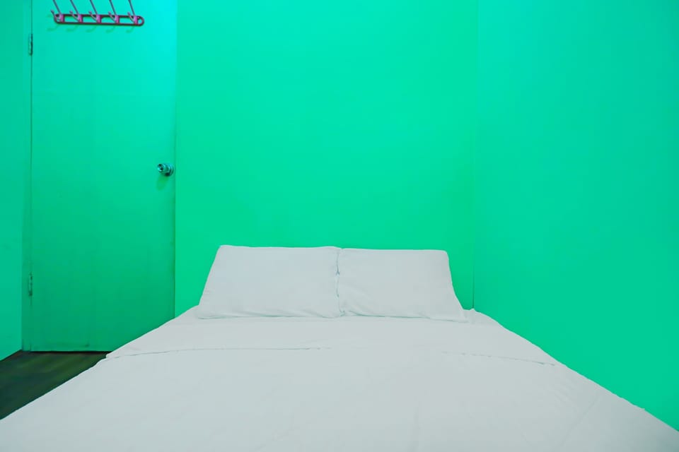 Double Room | WiFi (free), bed sheets