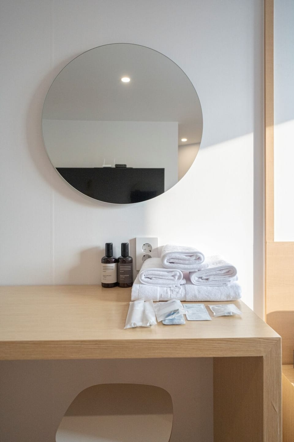 Singing | Premium bedding, soundproofing, free WiFi, bed sheets