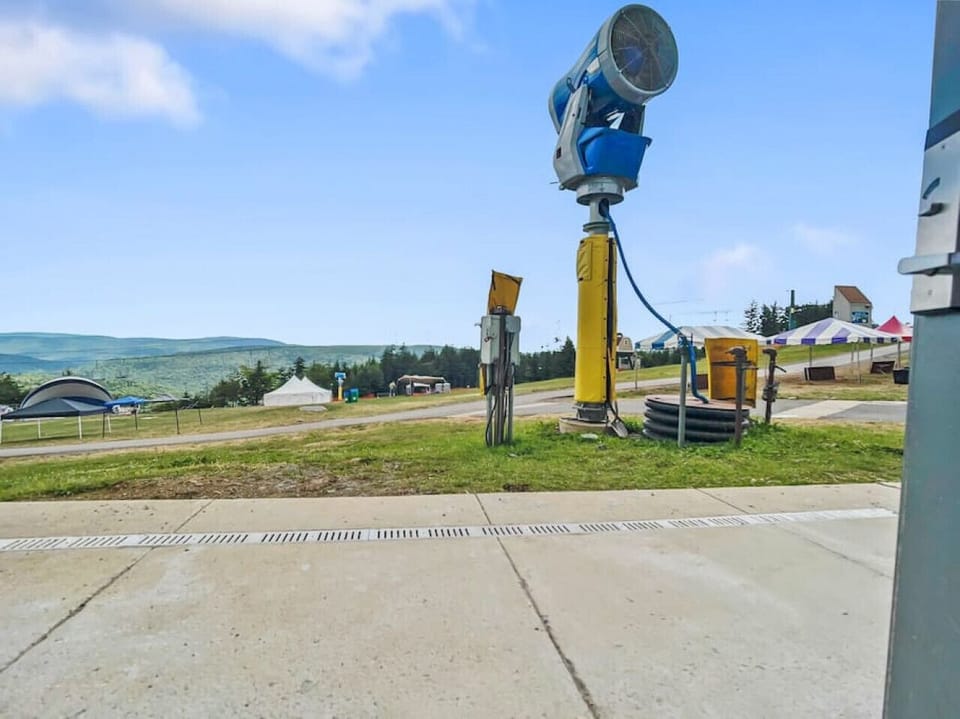 Expedition Station is right on the slopes