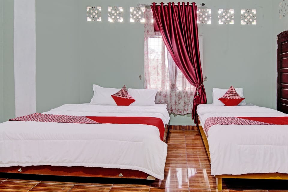 Family Suite | Laptop workspace, free WiFi, bed sheets